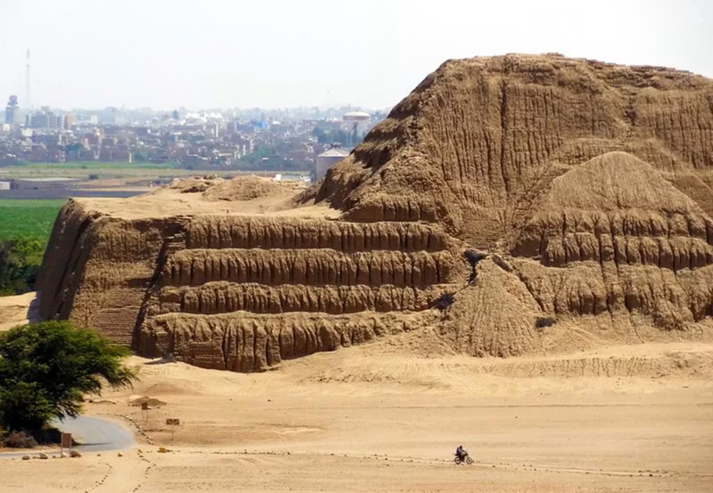 Huaca del Sol (Temple of the Sun)