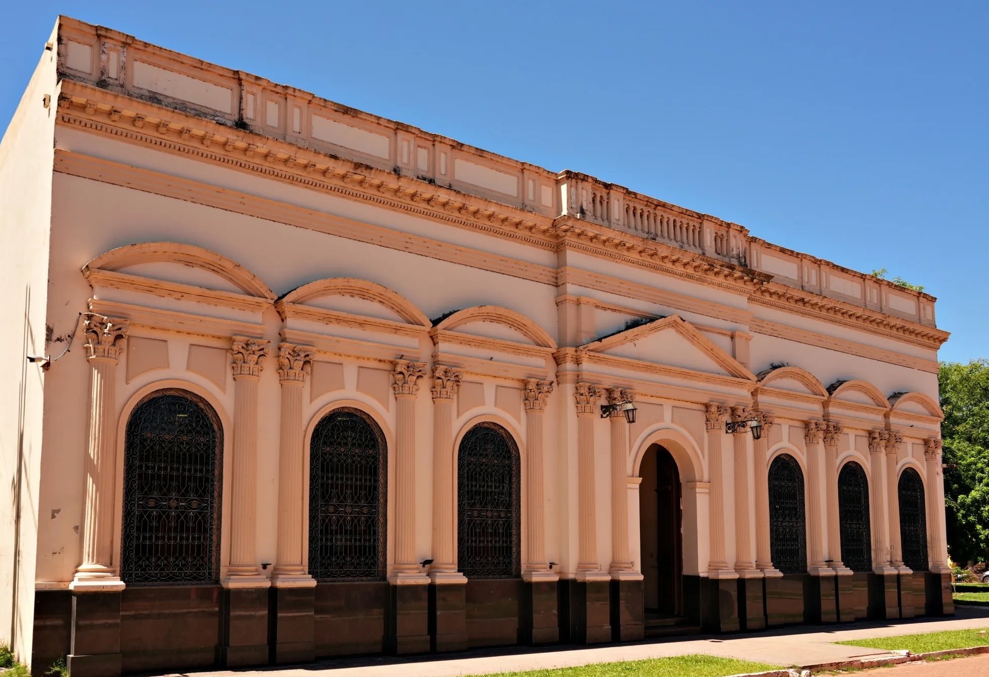 Gallery image 2