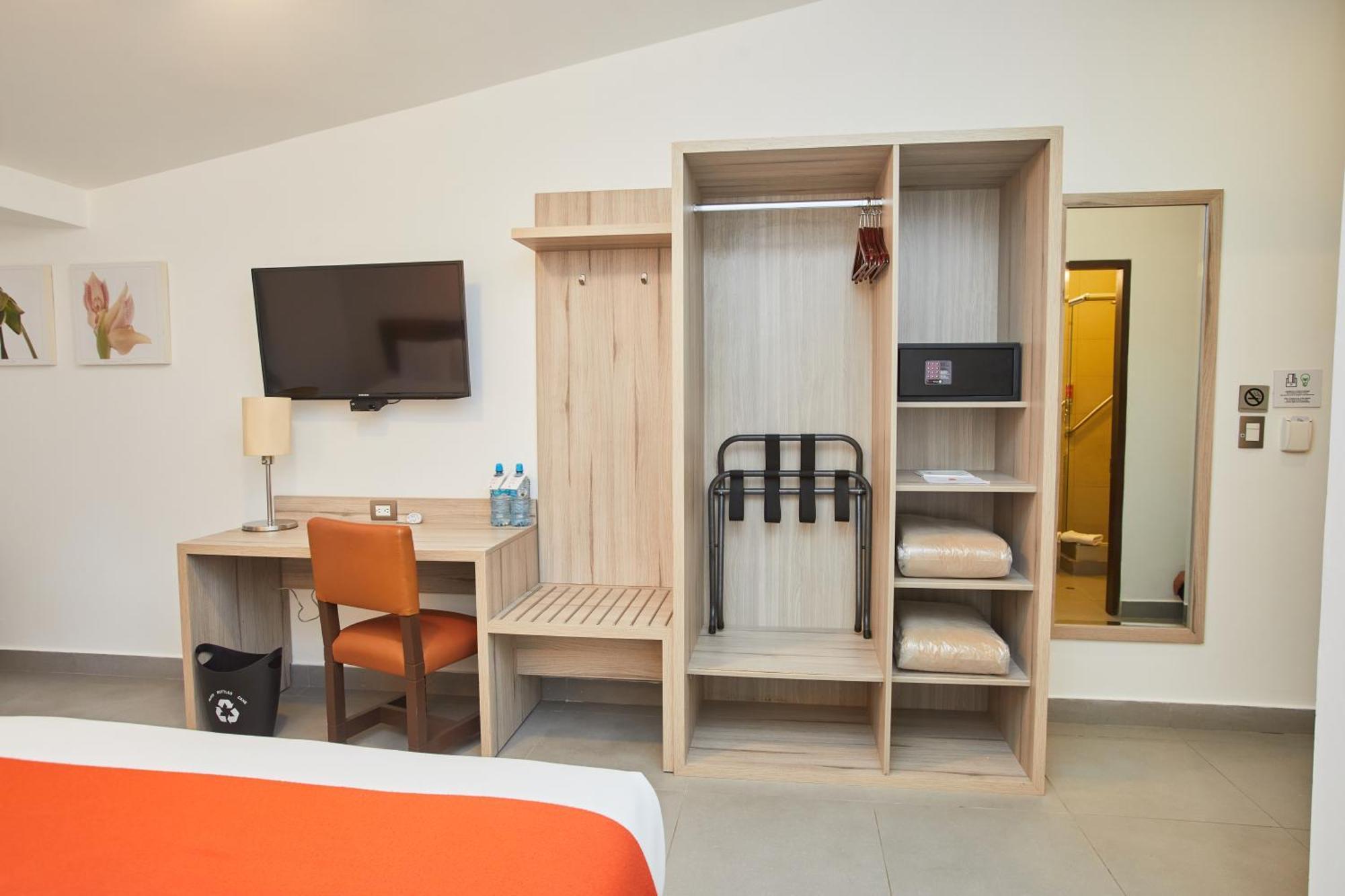 Superior Matrimonial Room - Image 3