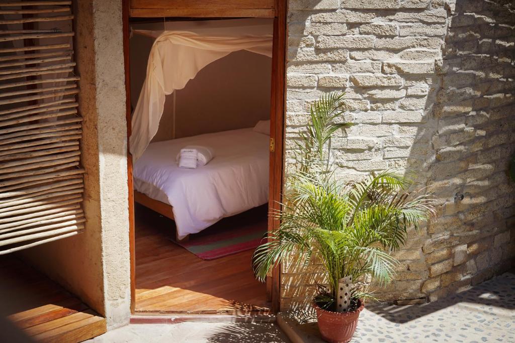 Single Room - Image 1