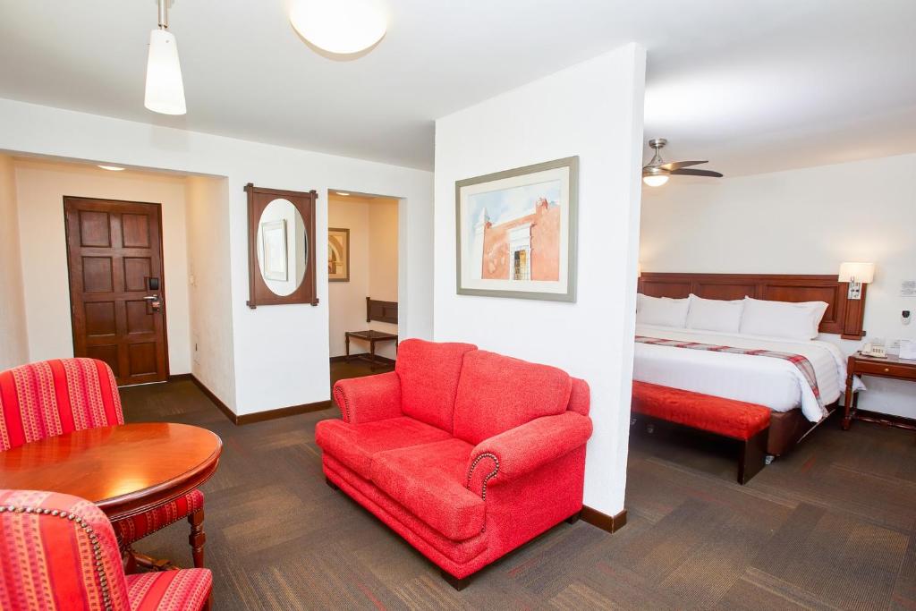Junior Suite - Image 2