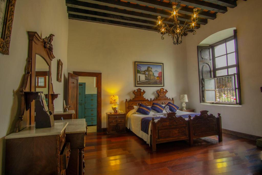 Double Room - Image 2