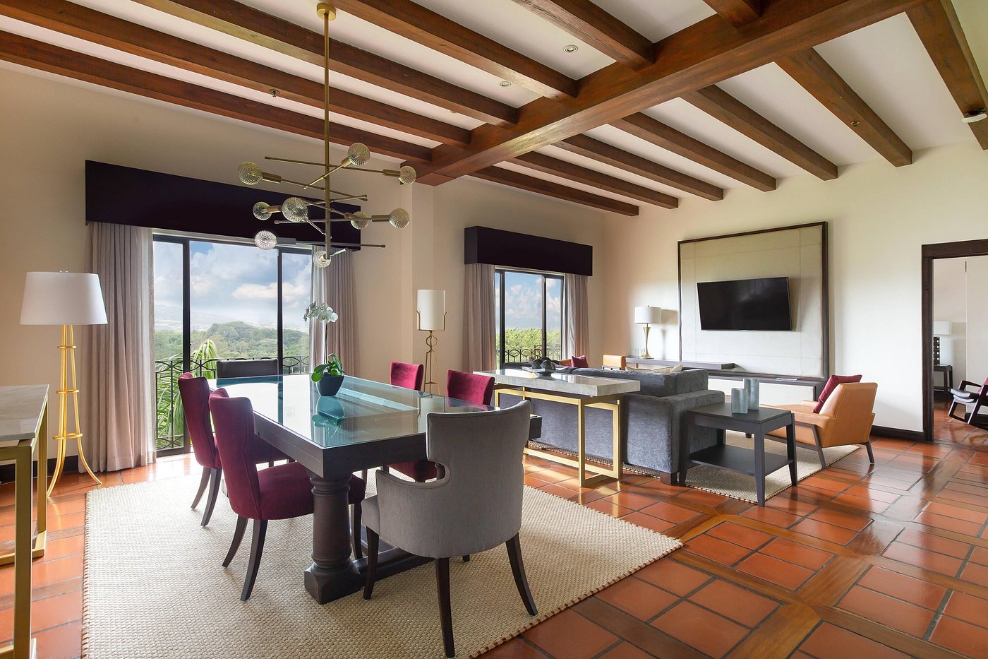 1 Bedroom Presidential Suite - Image 2