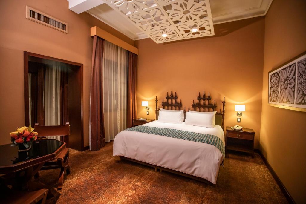 Superior King Room – Non-Smoking - Image 2