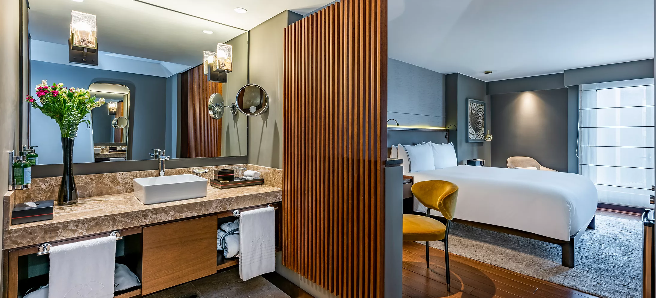 Superior Room features 1 Queen Size bed - Image 2
