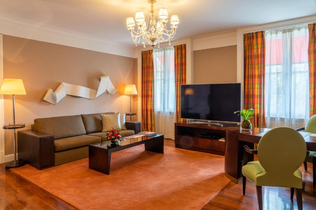 Executive Suite Palace - Image 2