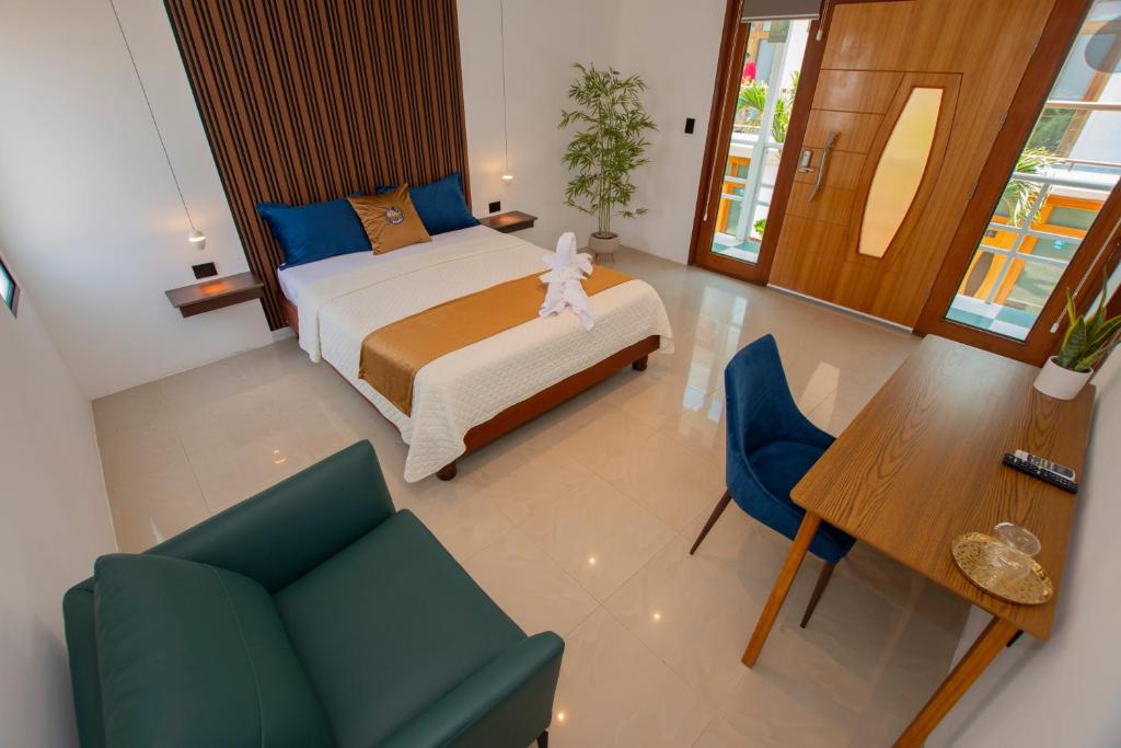 Junior Suite - Image 2