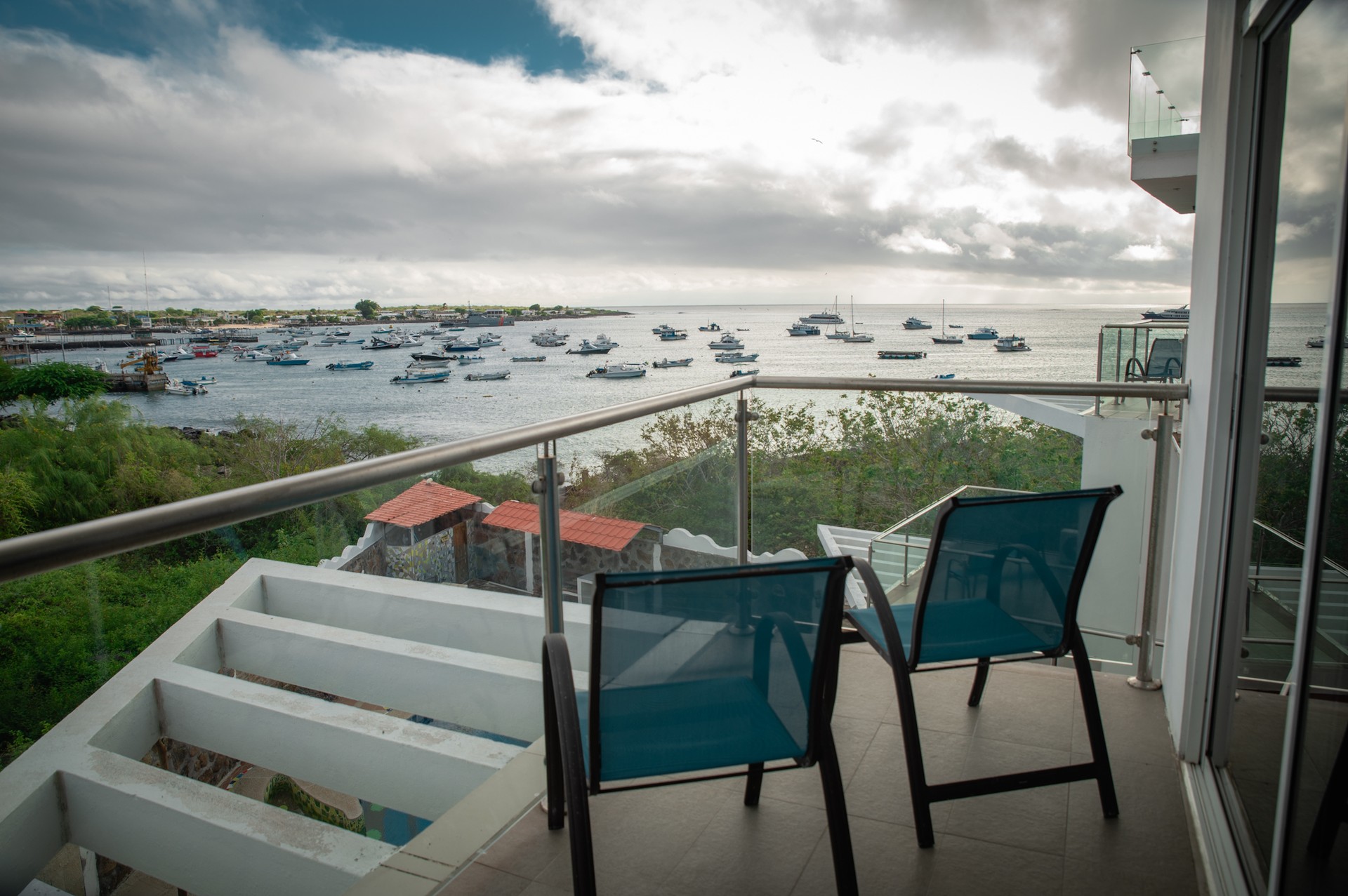 Double Sea View Suite - Image 4