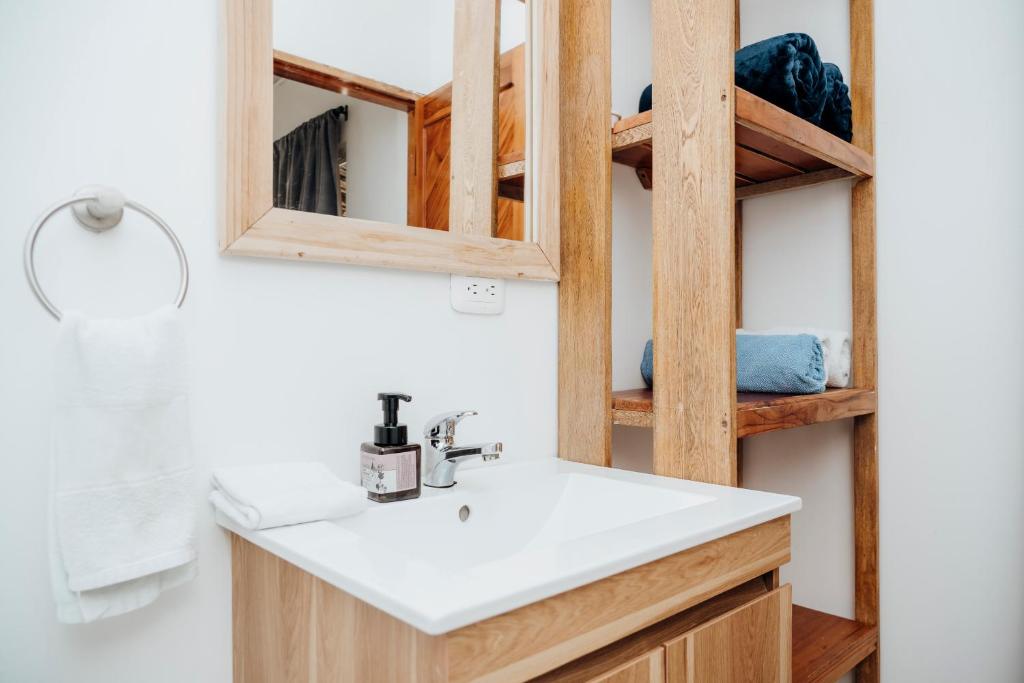 Double Room - Image 3