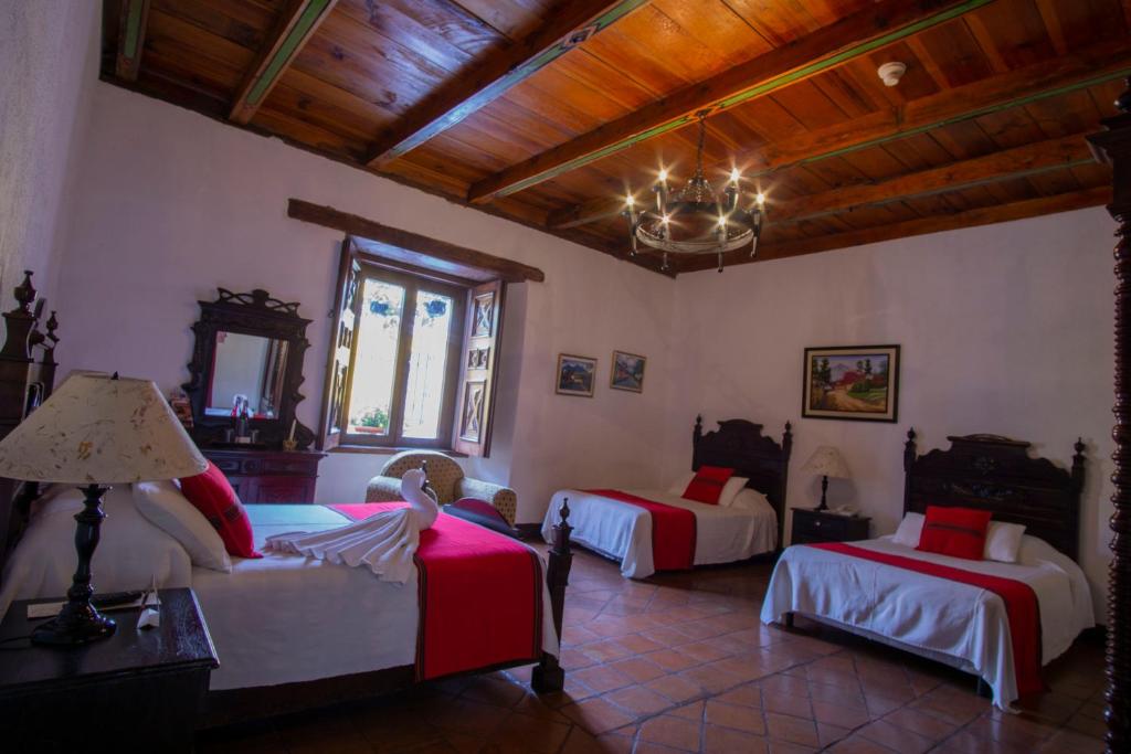 Triple Room - Image 1