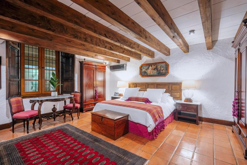 Standard Suite - Image 2