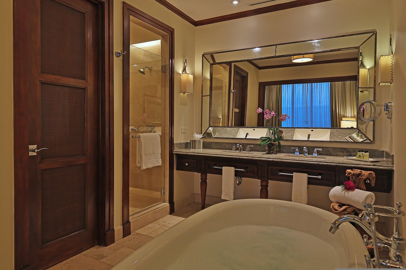 Presidential Suite - Image 3