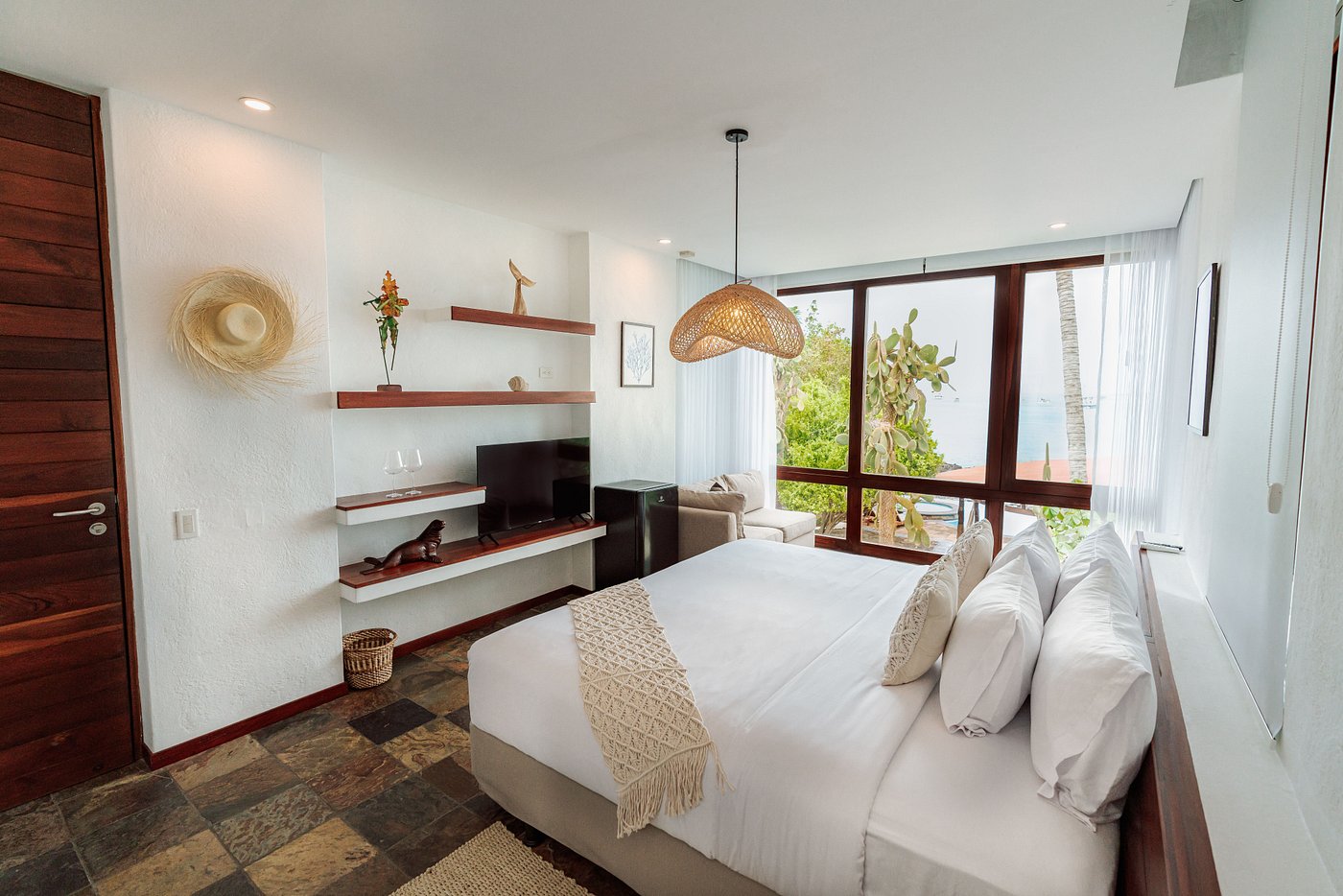 Ocean View Room - Image 2
