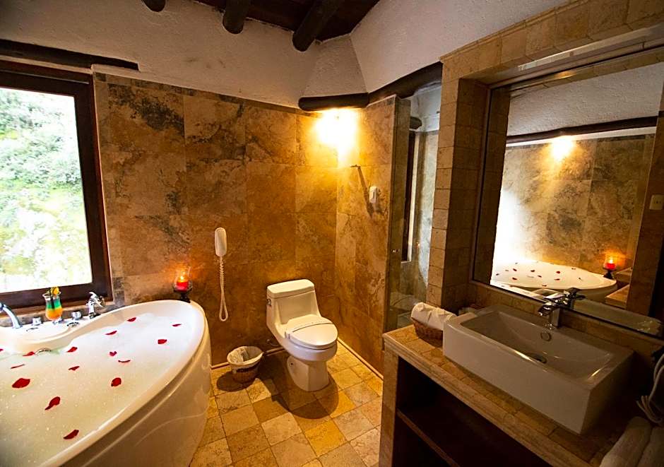 The Matrimonial Suite - Image 3